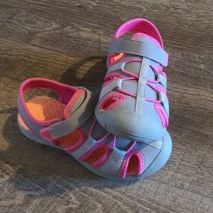 NWT AIRWALK Sandals coral/grey